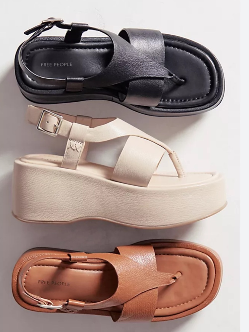 Holt Flatform Sandals
NWT
Color - cognac
